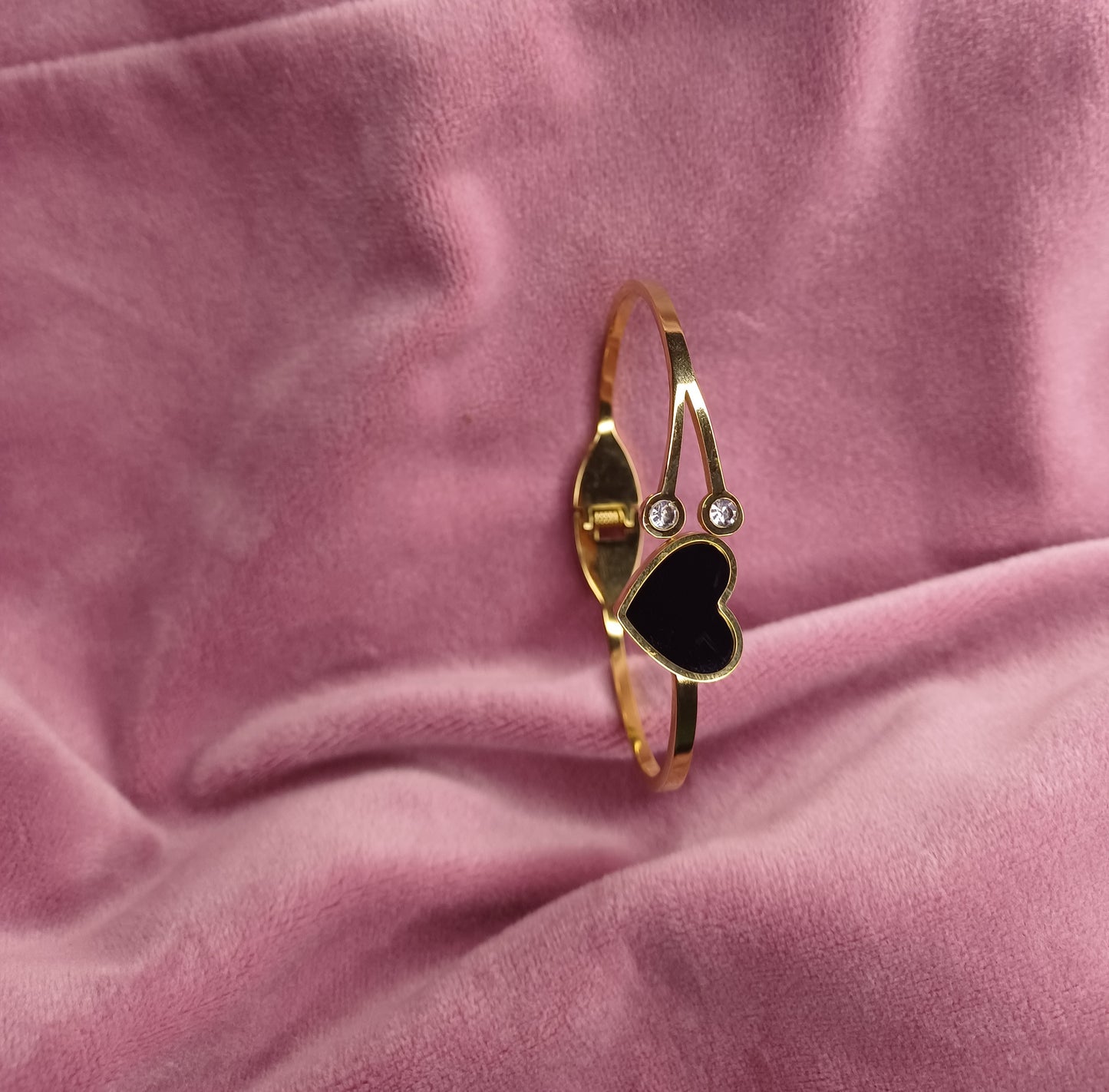 Golden Flutter Charm +Noir amour both ₹499