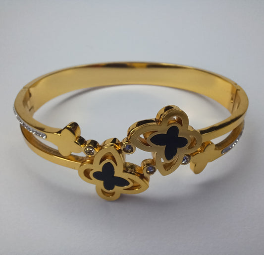 Golden Flutter Charm